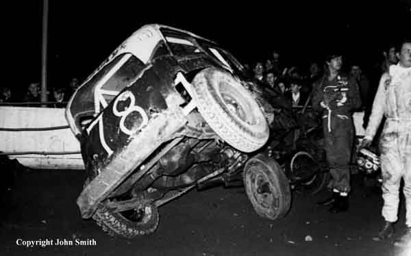 Side.JPG (21466 bytes)