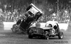 Smithy3T.JPG (9771 bytes)